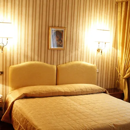 Viminale מלון 4*